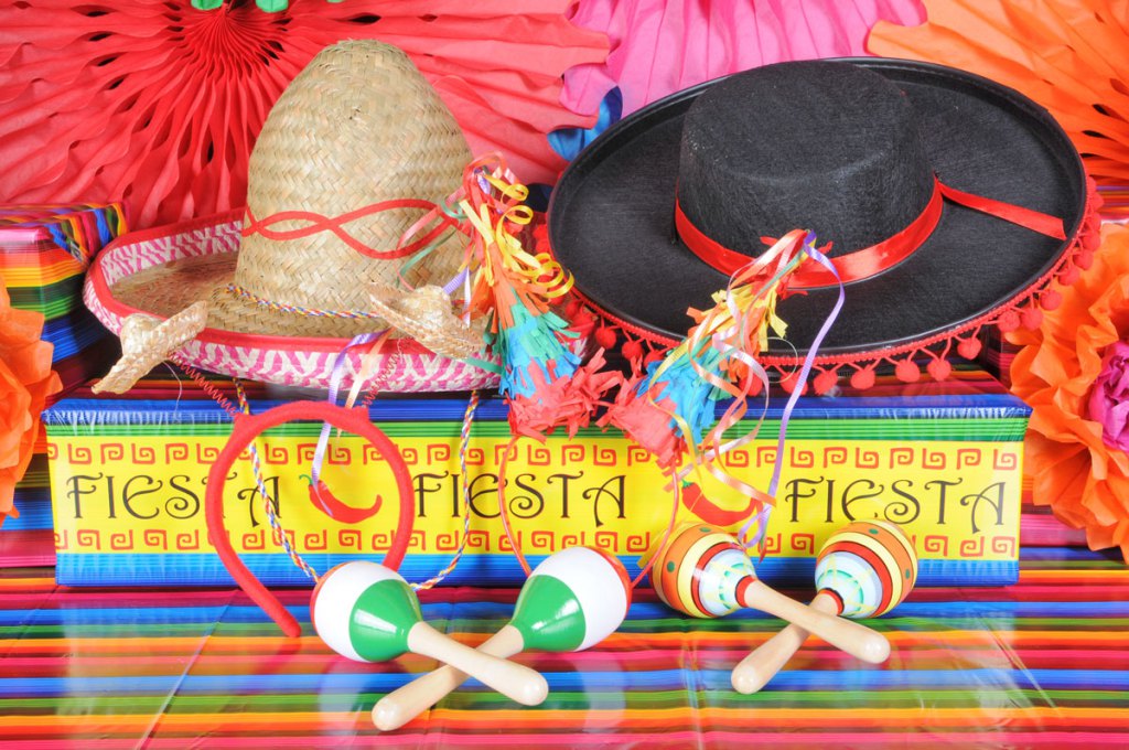 Cinco de Mayo costume accessories